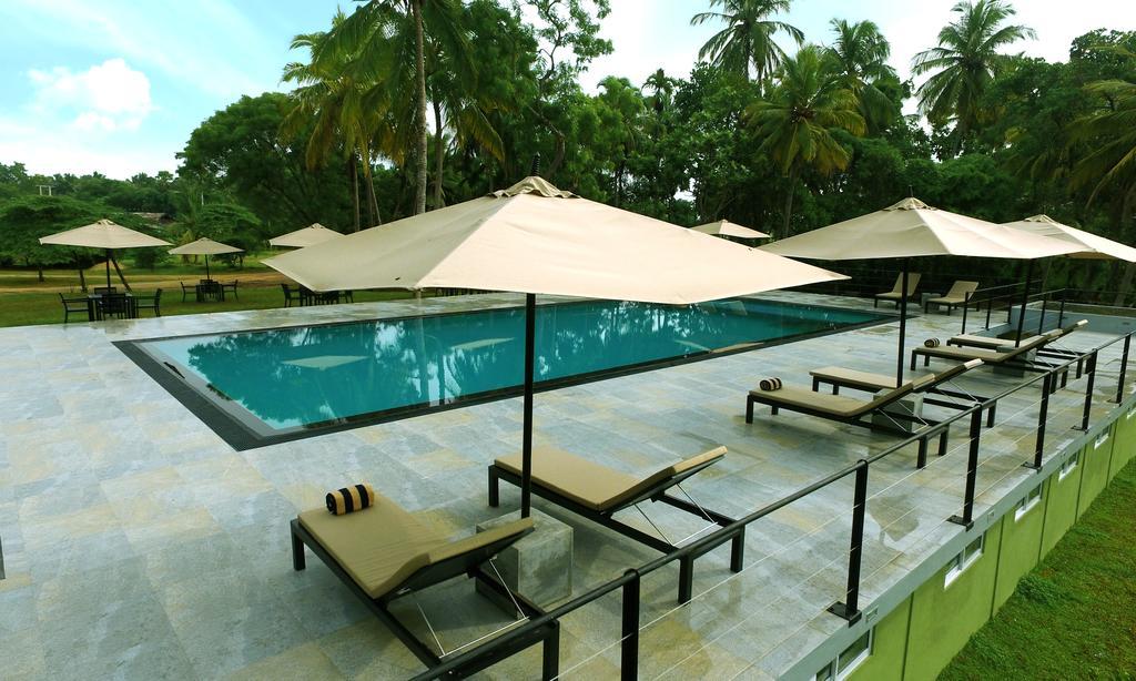 Miracle Resorts & Villas بولاناروفاي المظهر الخارجي الصورة